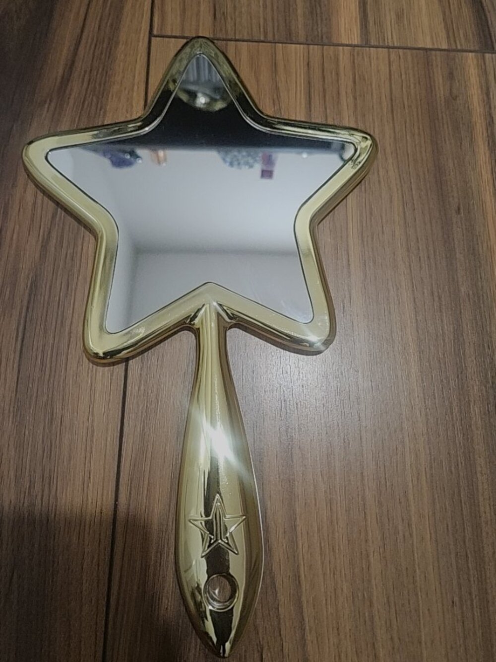 Jeffree star mirror